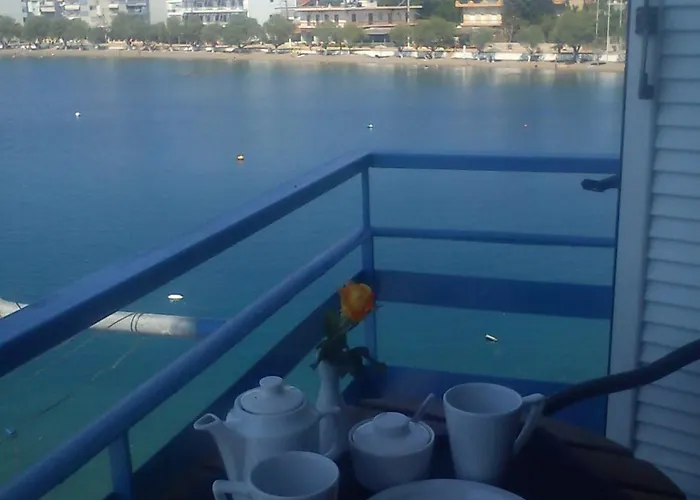 Ξενοδοχείο Lefkadi 2*